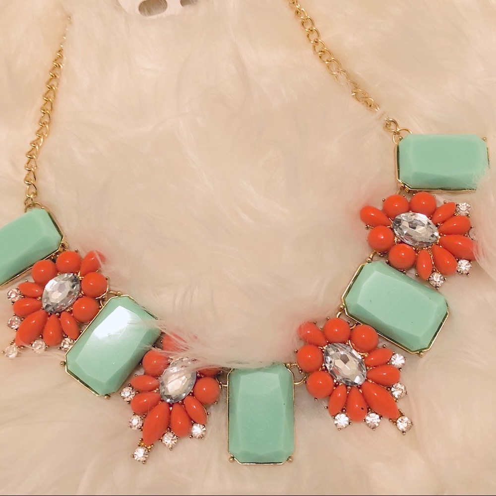 Statement necklace - Picture 2 of 4